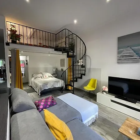 Апартаменты Grand T2 Proche Promenade
